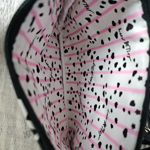 Luv Betsey by Betsey Johnson Black White Crossbody Wristlet NEW - Picture 5 of 10